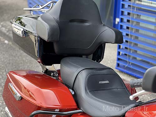 Harley Davidson HD Street Glide 117 Tour Pack Motorcycle rental France