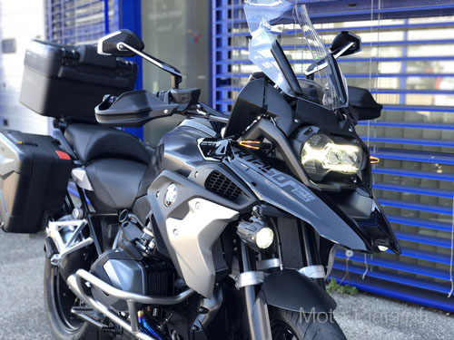 BMW R1250GS Pro Motorradvermietung Frankreich