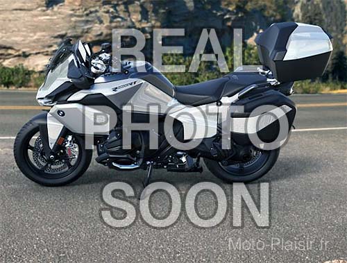 BMW R1300RT Pro Motorcycle rental France